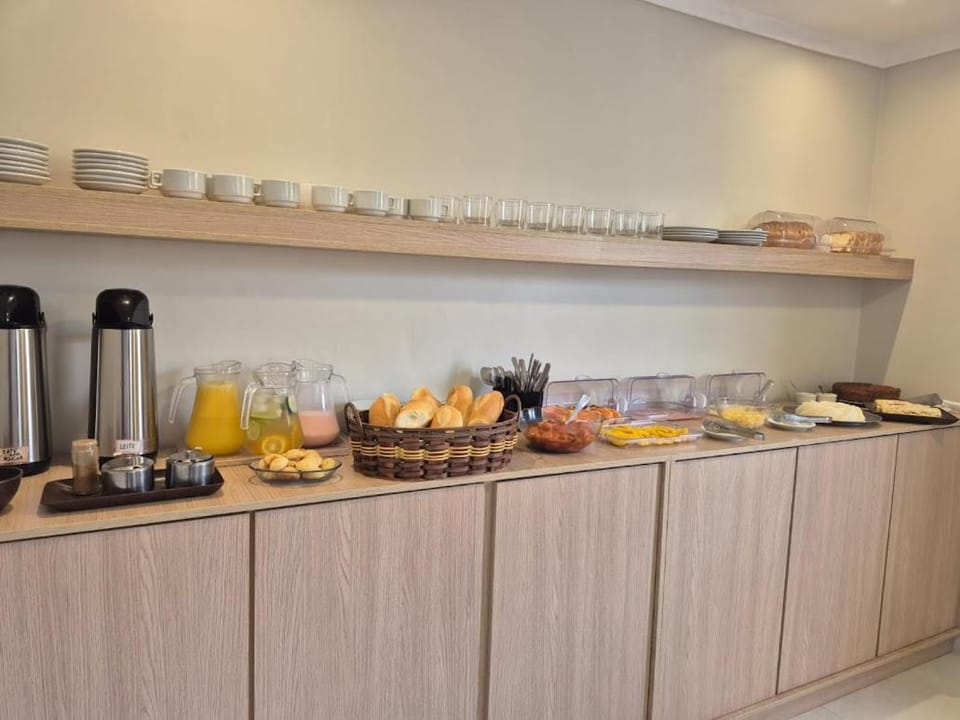 Pousada Suites Phison Inn in Cabo Frio
