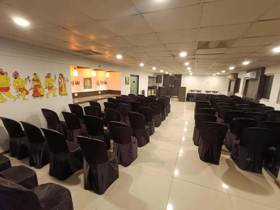 Presidency Landmark  Hotel in Gujarat