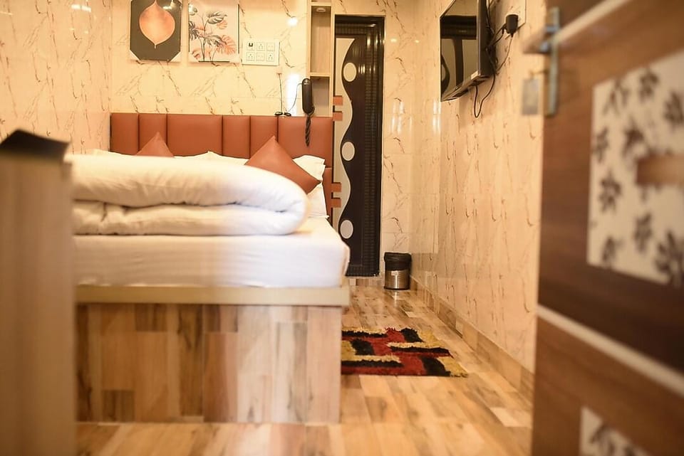 Hotel The City of Joy Hotel in Kolkata