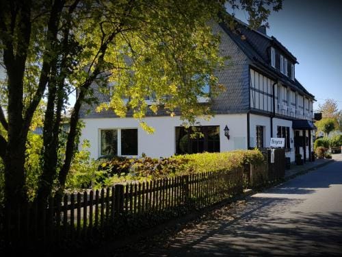 Landschaftsgasthaus Schanze 1 Hotel in Schmallenberg