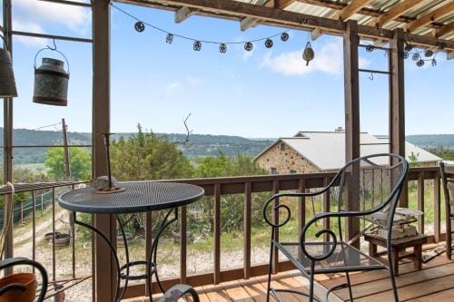 Artesia Hilltop Cabin Hotel in Rio Grande