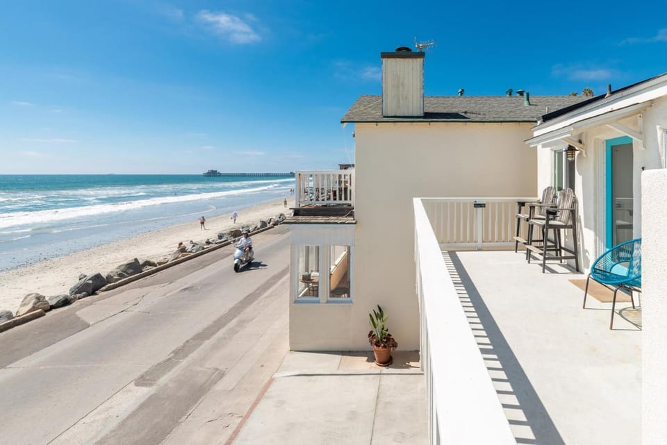 Pacific Villas Hotel in Oceanside