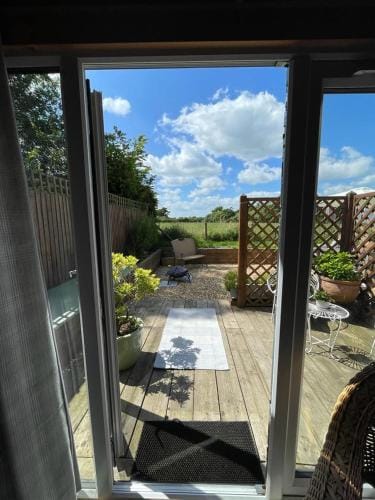 The Log Cabin Hotel in East Dorset District