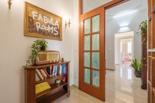 Fabula Rooms 3 Suites with private bathroom Hotel in Bologna