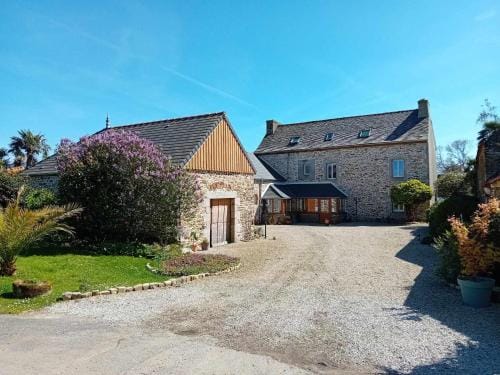 Le Manoir de Kerofil ** Gite et chambres d'hotes ** Hotel in Finistere
