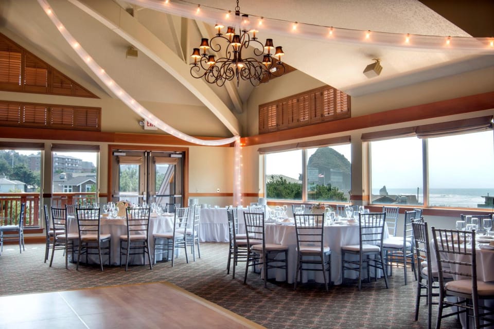 Banquet hall