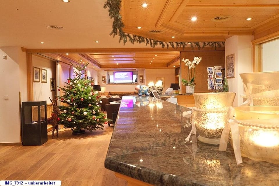 Hotel Tannbergerhof Hotel in Lech