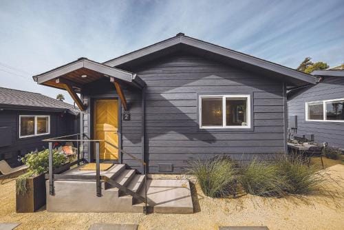 Fish Board Studio includes King Bed with Kitchenette and Futon Inn in Stinson Beach