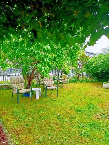 Fraser Home Hotel in Vancouver