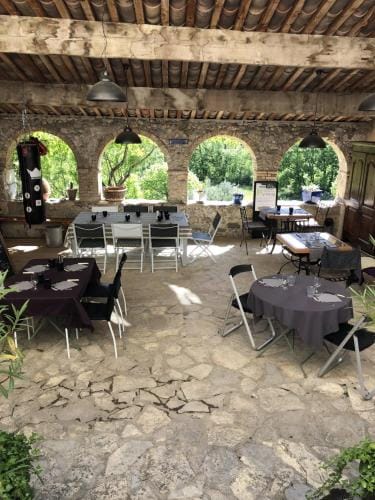 HAMEAU DE LA SAVOUILLANE Hotel in Buis-les-Baronnies