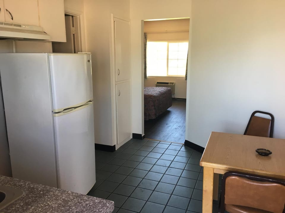 Budget Inn Motel Motel in Clackamas County