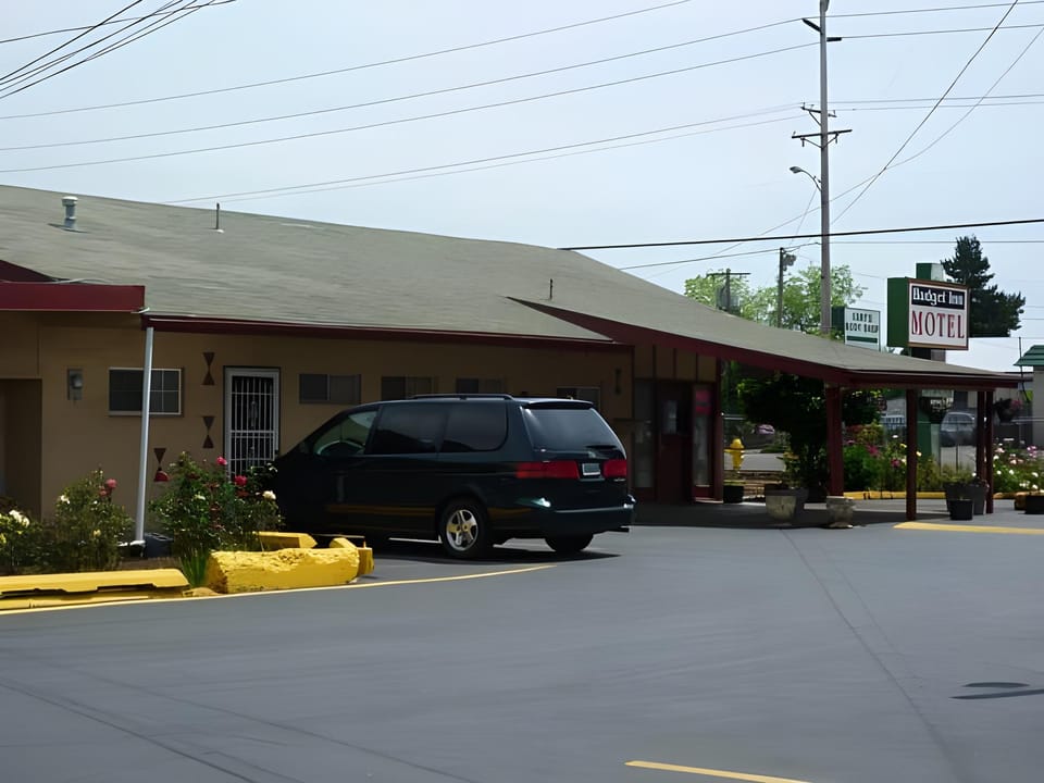 Budget Inn Motel Motel in Clackamas County