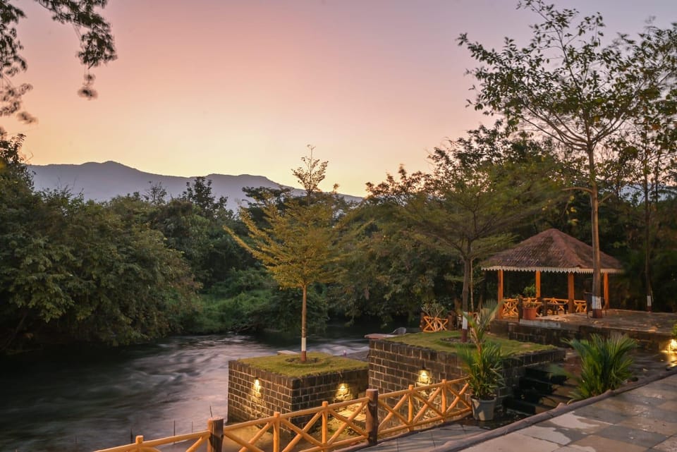 Royal River Farm Hotel in Maharashtra