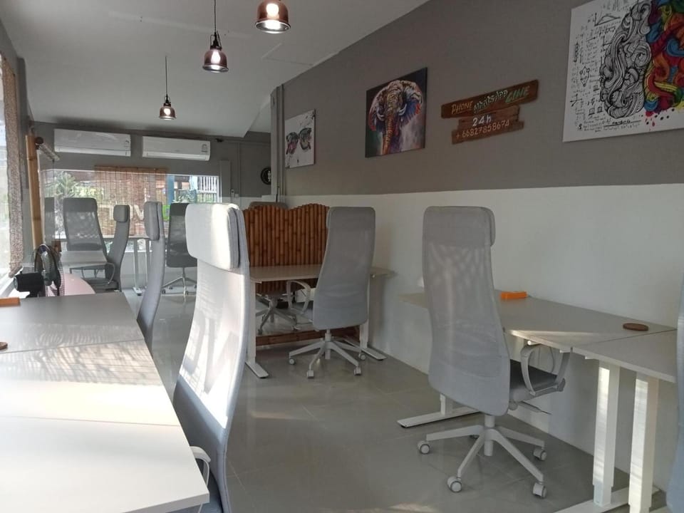 COWORX Koh Lanta Hotel in Sala Dan
