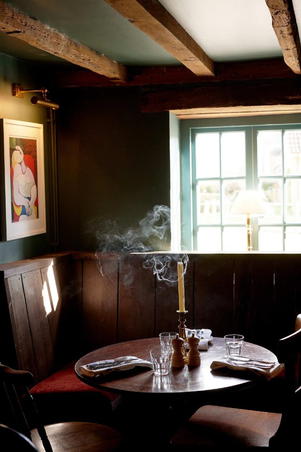 The Queen's Head Inn in England