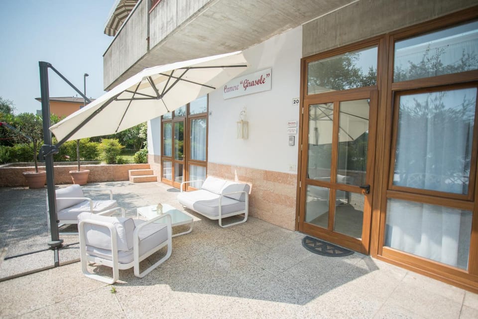 Camere Girasole Hotel in Lazise