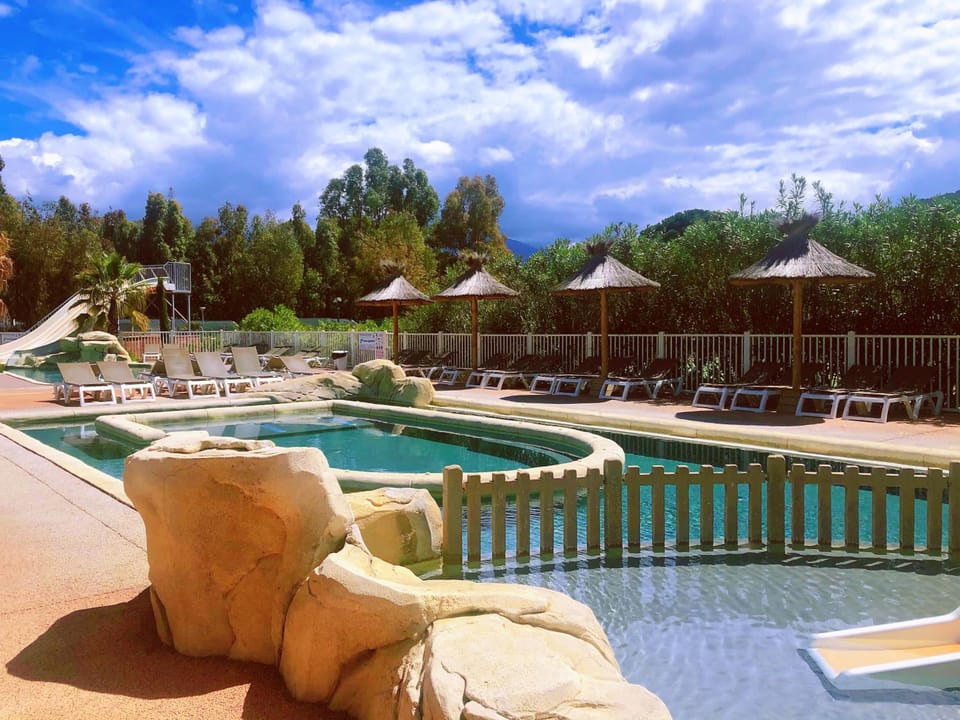 Camping La Pinede Resort in Calvi