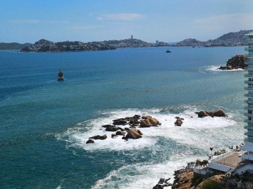 Hotel Torres Gemelas vista al mar a pie de playa Hotel in Acapulco