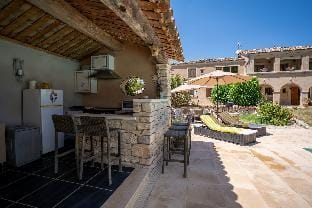 Mon Ventoux - Cozyhotes Hotel in Sault