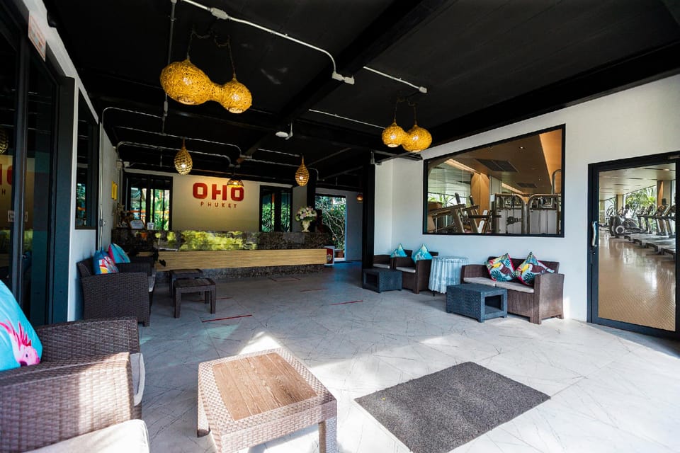 Oho Luxury pool accress Hotel in Chalong