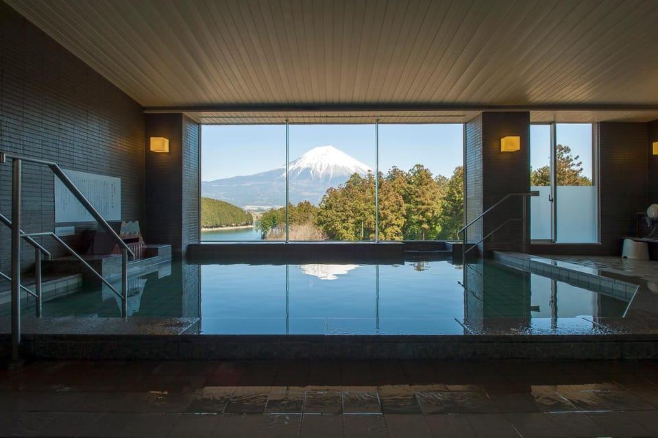 Hot spring bath