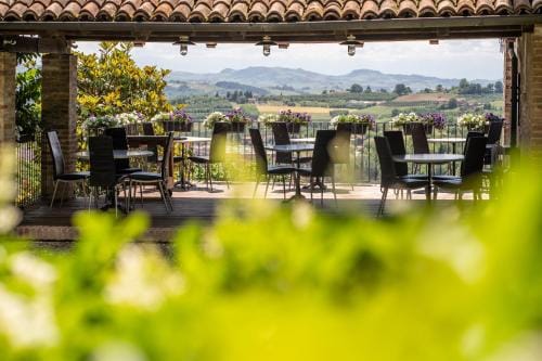 La Madernassa Resort - Casalora Dimora Storica di Charme Hotel in Piedmont