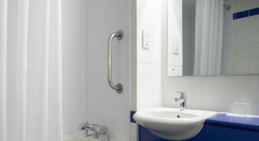 Travelodge Perth Broxden Junction Hotel in Perth