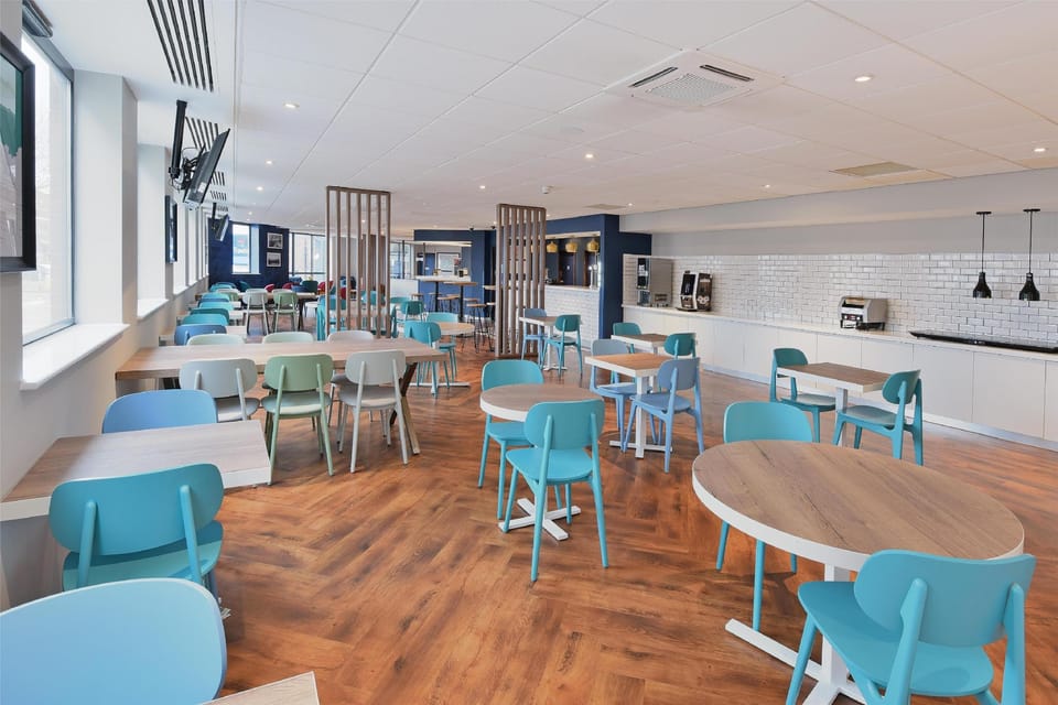 Travelodge Woking Central Hotel in Woking