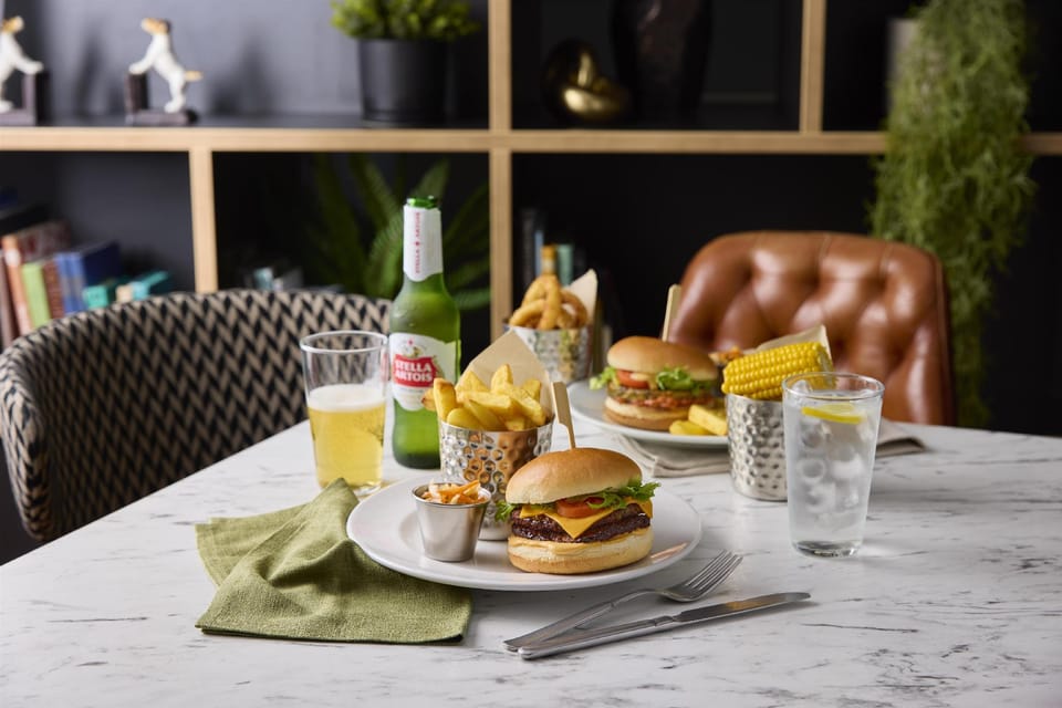 Travelodge Cardiff Central Queen Street Hotel in Cardiff