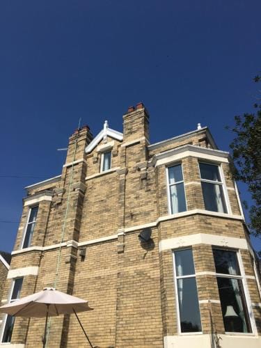 Coniston Guest House Hotel in Sheffield