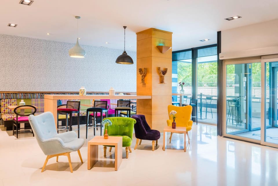 Bar/lounge