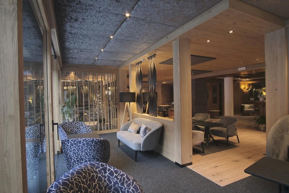 Cevedale Living Romance Hotel Hotel in Province of Brescia