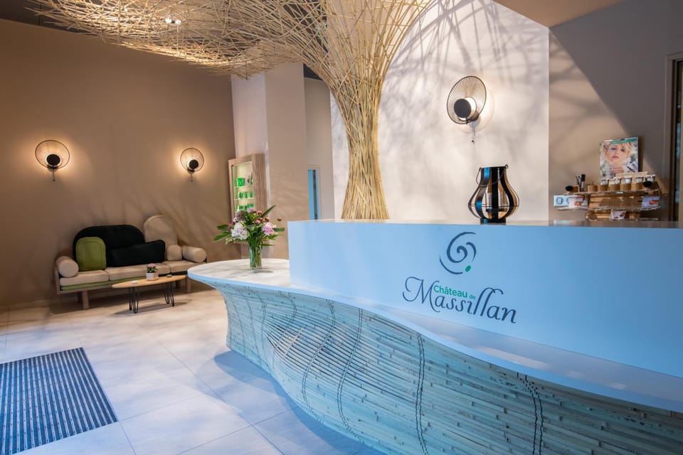 Chateau De Massillan Hotel in Provence-Alpes-Côte d'Azur