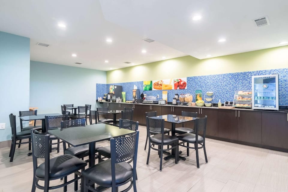 Quality Inn & Suites Alma I-40 Hotel in Arkansas
