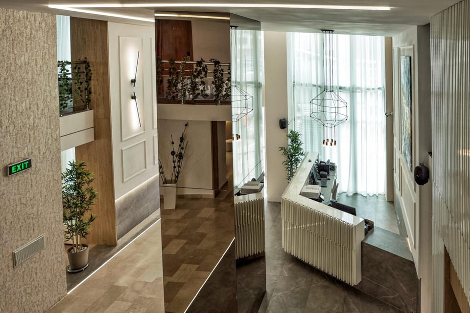 Complex Hotelier Steaua de Mare - Hotel Delfinul Hotel in Eforie Nord