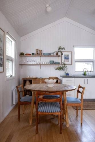 Bruny Boathouse Hotel in South Bruny