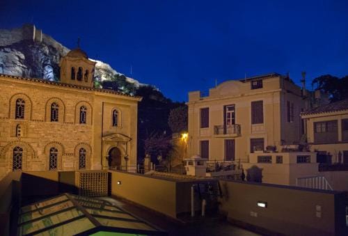 Tripodon Plaka | In the shade of Acropolis by GHH Hotel in Plaka