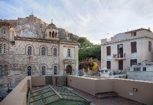Tripodon Plaka | In the shade of Acropolis by GHH Hotel in Plaka