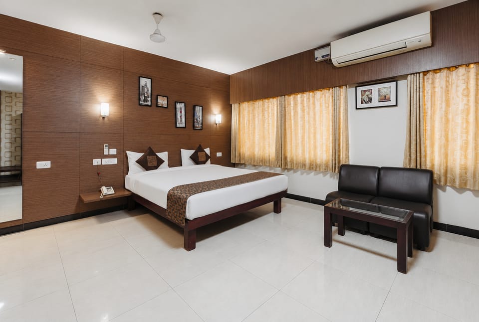 Hotel Shiva Grand Hotel in Coimbatore