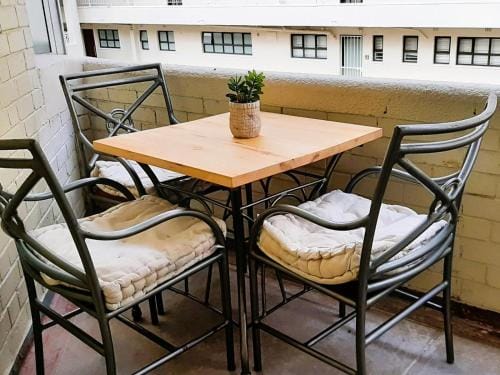 Beachfront Studio Hotel in Sea Point