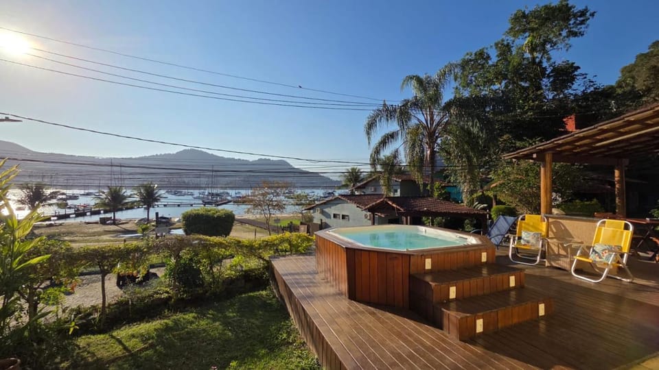 Casa Amarela Hotel in Angra dos Reis