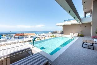 Villa Solis I 100m to Sea, Free* Heated pool Hotel in Crete