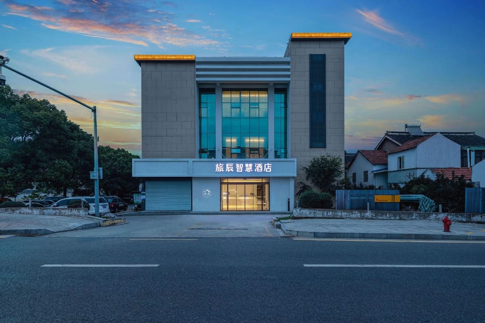 Lvchen Smart Hotel (Kunshan Zhangpu Branch) Hotel in Shanghai