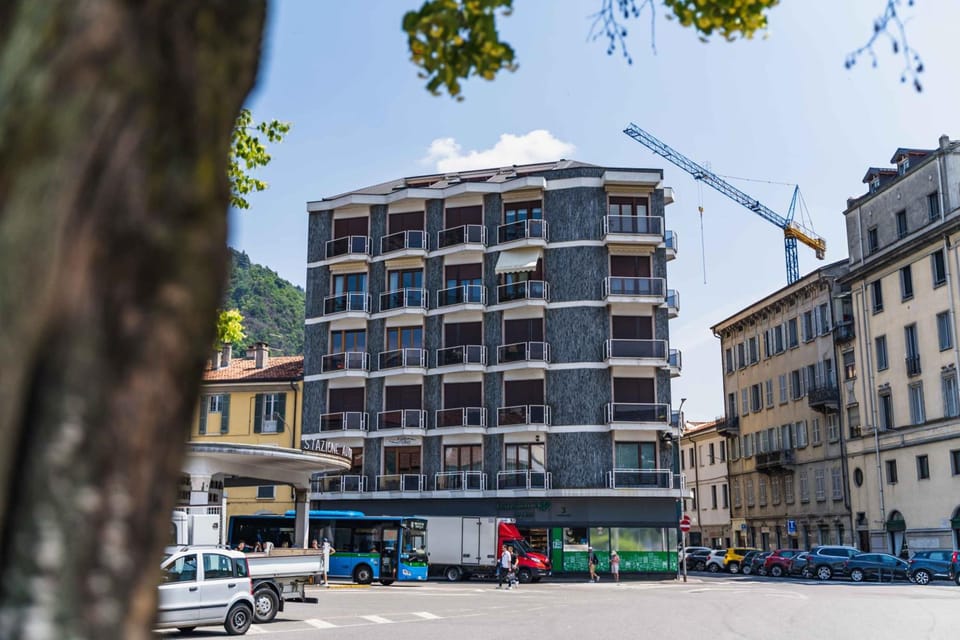 Gaby Lake Suites Hotel in Como