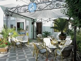 Hotel Residence Charles Hotel in Rimini