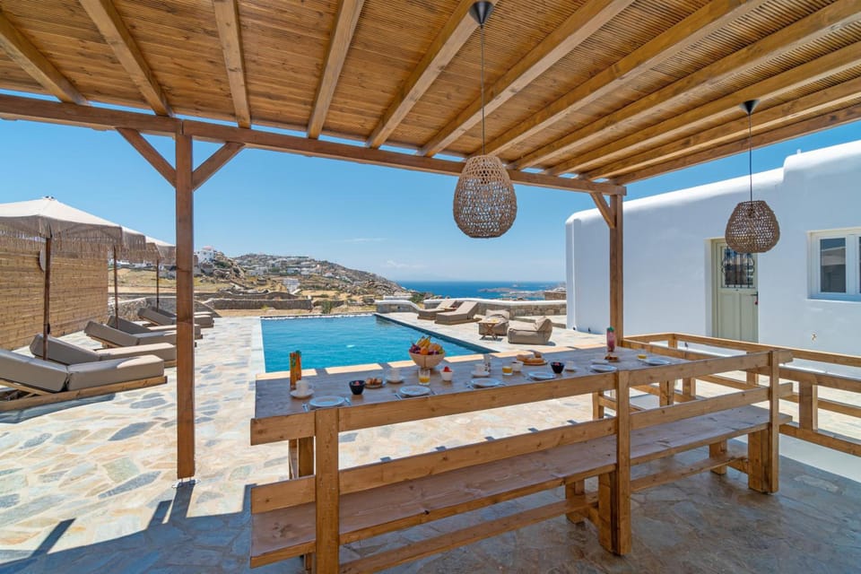 Le Ciel Suites & Villas Apartment hotel in Mykonos, Mikonos 846 00, Greece