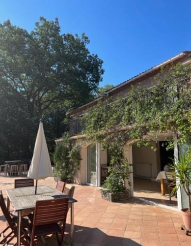 Natur & Jasmin Chambres d'hotes naturistes en Provence Hotel in Lorgues
