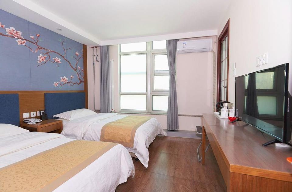 Juyuan Huifeng Hostel Hotel in Beijing