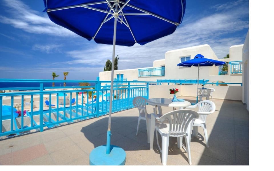 Sunny Hill Hotel Apartments Hotel in Paphos District