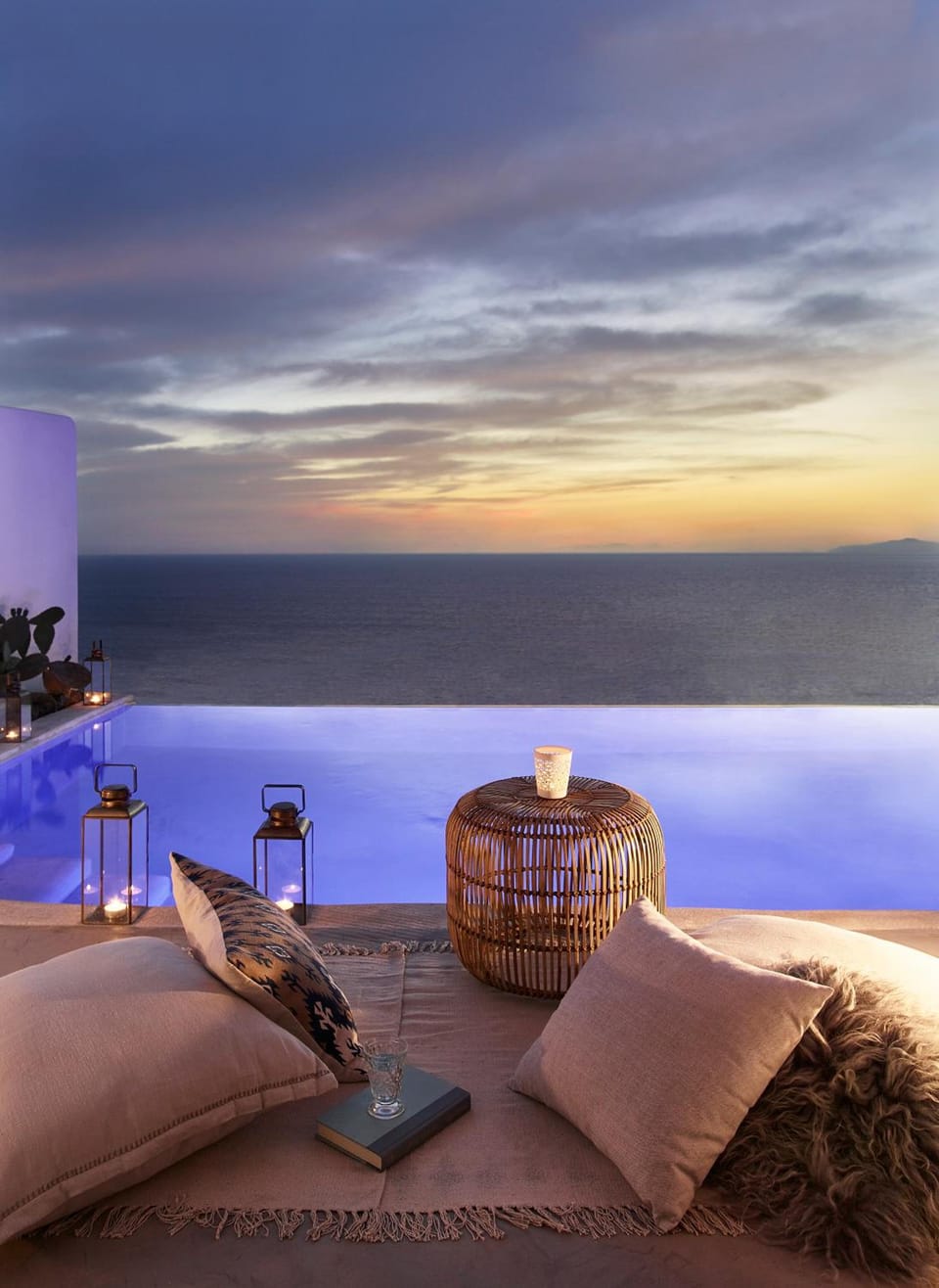 Santo Pure Oia Suites & Villas Hotel in Oia